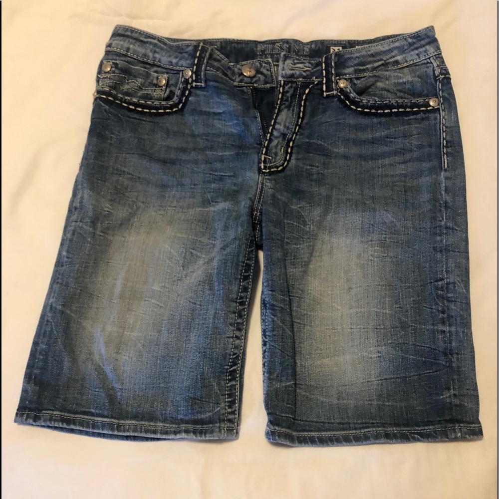 Miss Me Shorts size 31